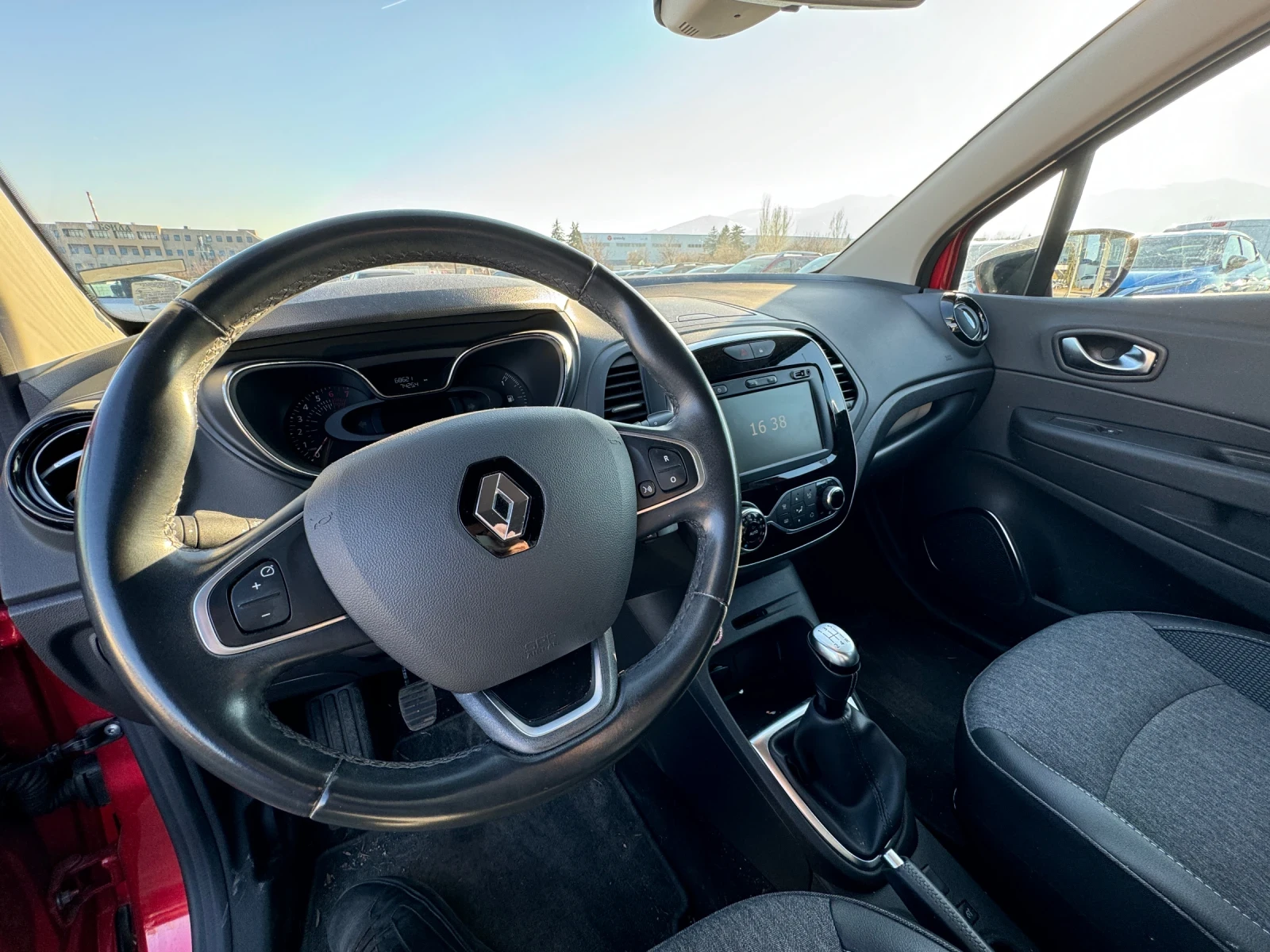 Renault Captur Intense | Mobile.bg � ����������� 14