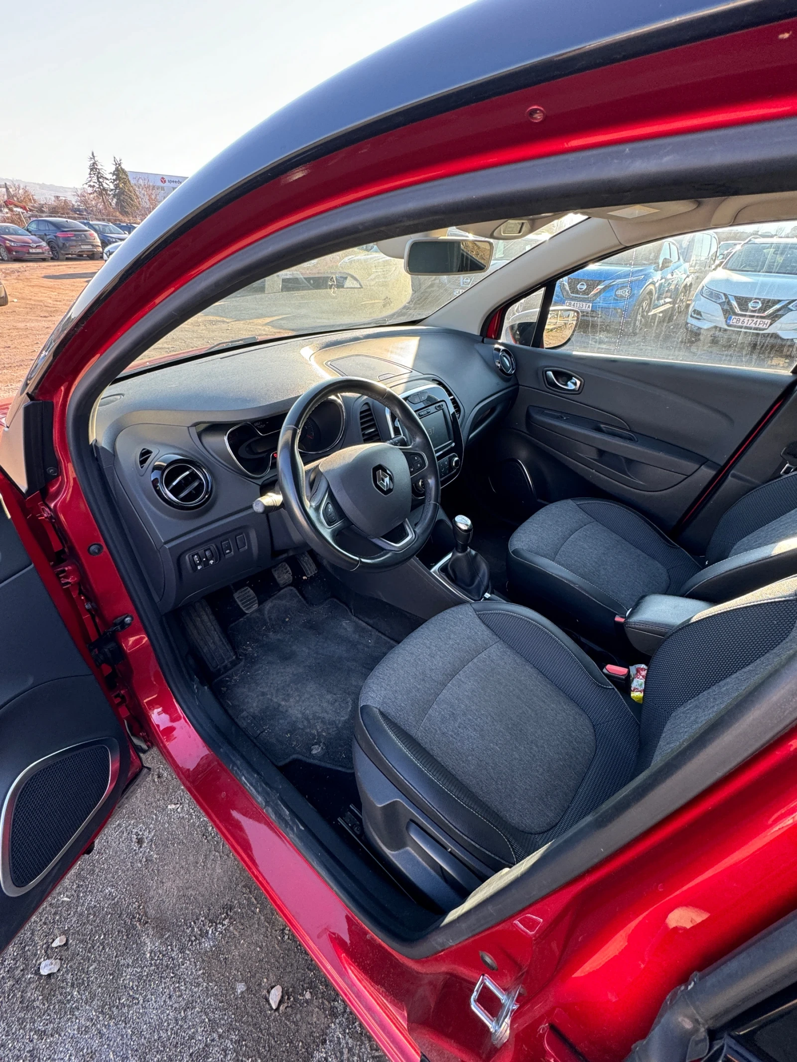 Renault Captur Intense | Mobile.bg � ����������� 11