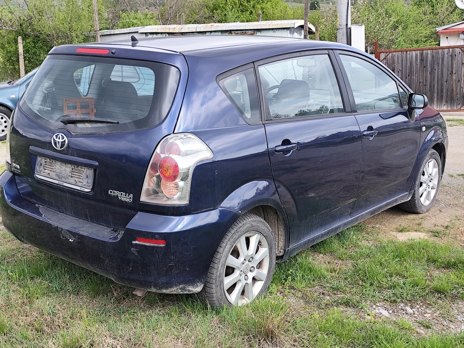 Toyota Corolla verso 1.8i 7места  - изображение 4