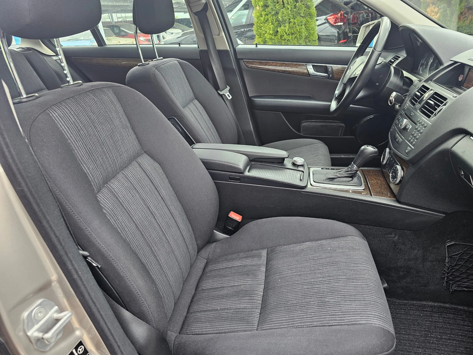 Mercedes-Benz C 220 2.2 CDI 170кс АВТОМАТИК ! ! КЛИМАТРОНИК - изображение 10