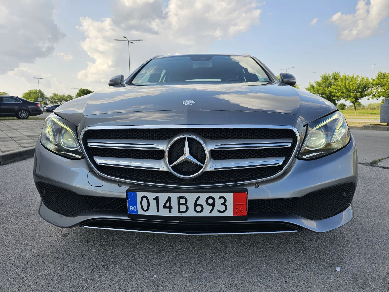 Mercedes-Benz E 220 2.2cdi 194k.s - изображение 2