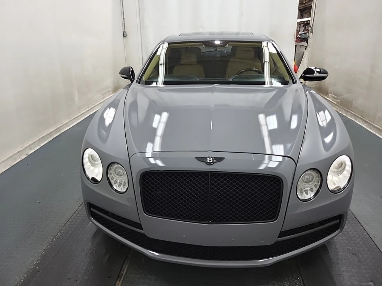 Bentley Flying Spur CARFAX* АВТОФИНАНСИРАНЕ БЕЗ ПЪРВОНАЧАЛНА ВНОСКА - изображение 6