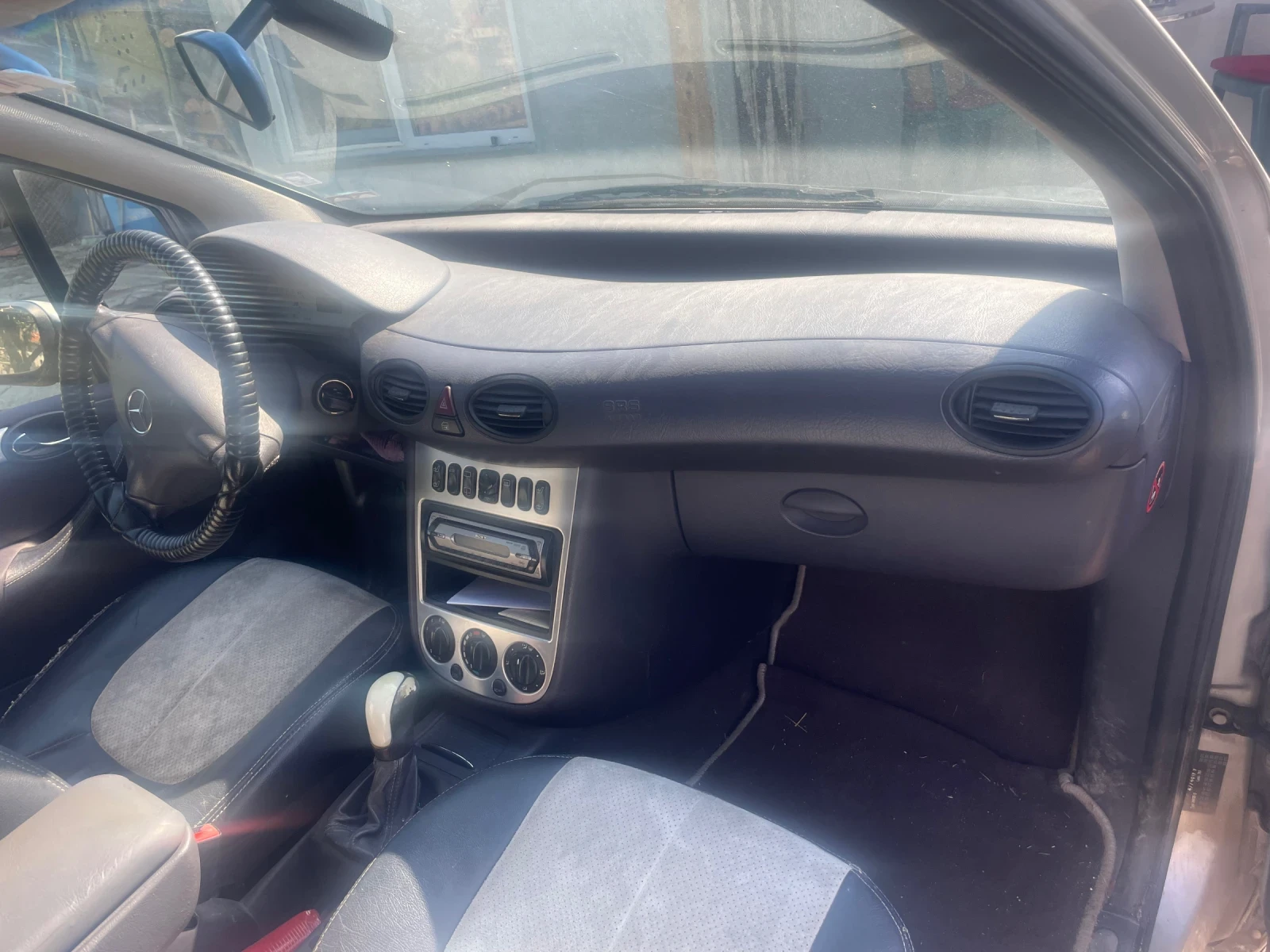 Mercedes-Benz A 210  - изображение 6