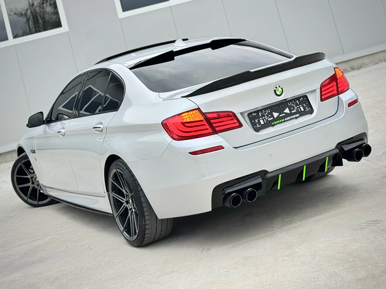BMW 530 M PERFORMANCE/3xTV/xDrive/SUNROOF/Hi-Fi/SAT - изображение 5