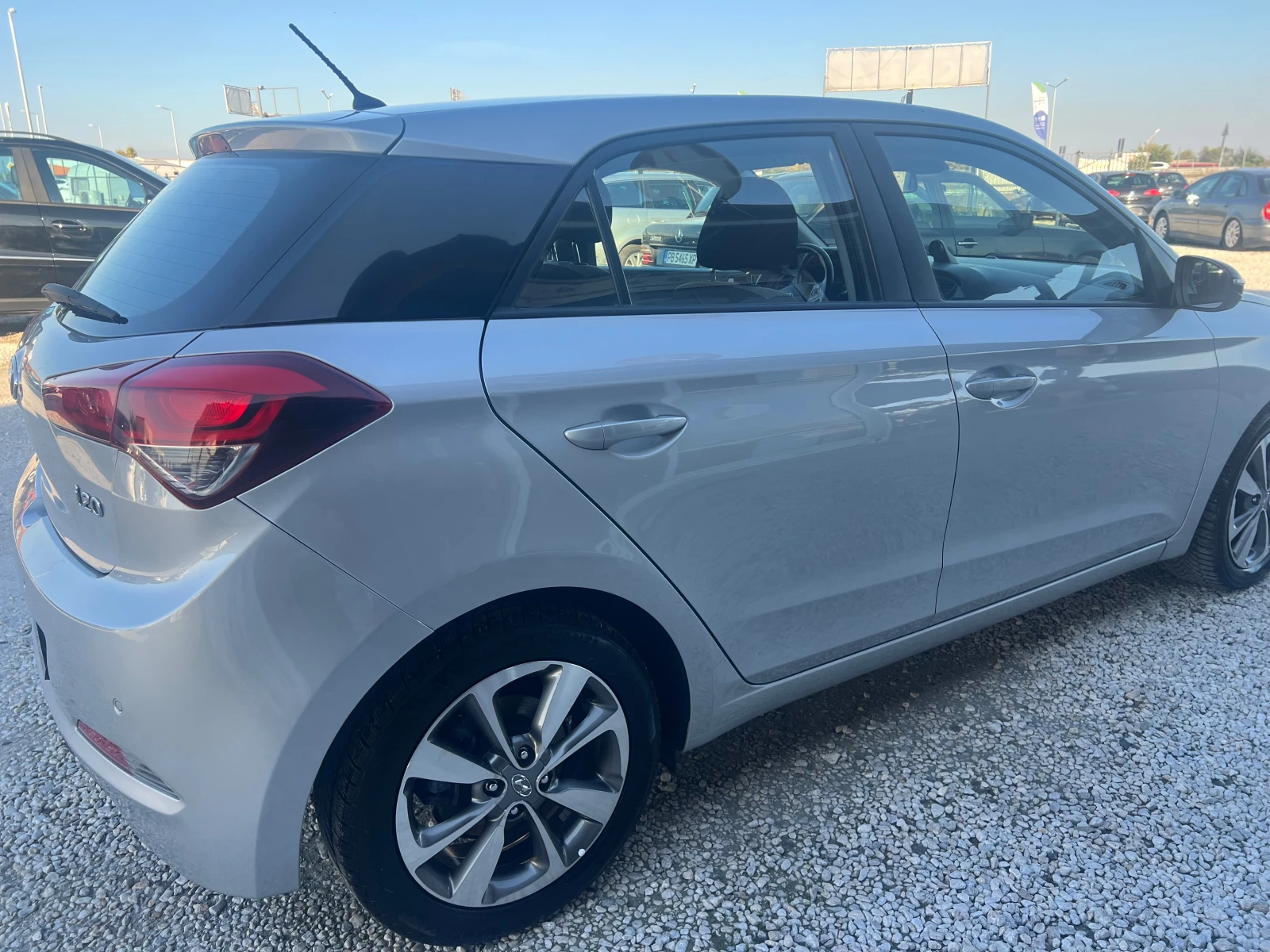 Hyundai I20 1.2i bi-fuel | Mobile.bg — изображение 6