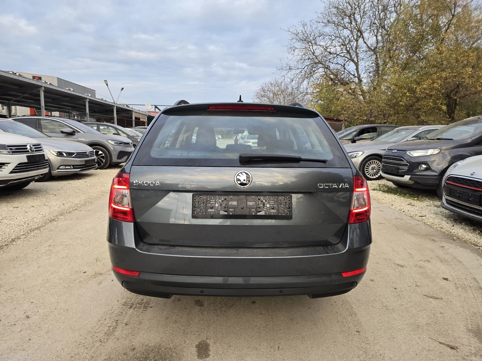 Skoda Octavia 1.6TDI 115к.с style - изображение 6