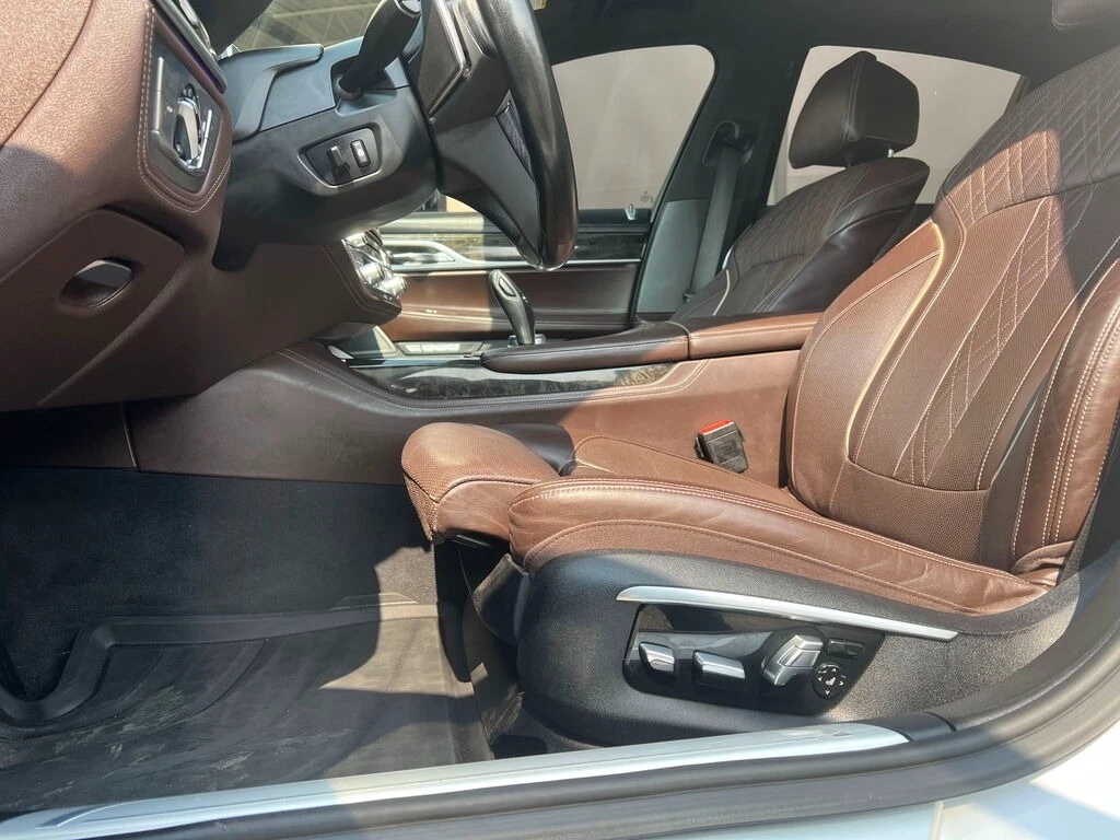 BMW 750 i xDrive* M-PACK* CARFAX* АВТО КРЕДИТ*  - изображение 7