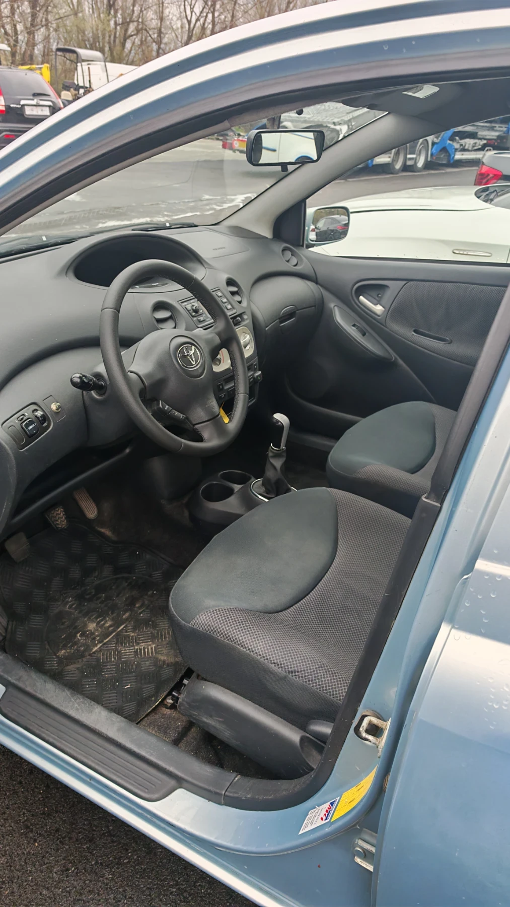 Toyota Yaris, снимка 3 - Автомобили и джипове - 54172946