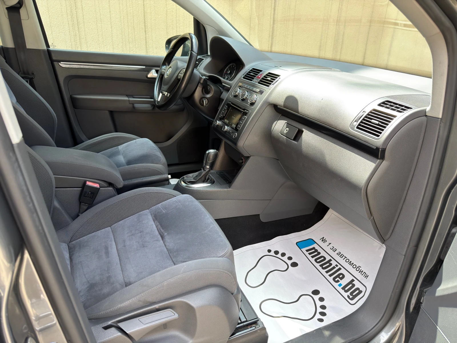 VW Touran 1.4-ECO FUEL-METAN-AUTOMATIC-NAVI-ALKANTAR* , снимка 9 - Автомобили и джипове - 54237390