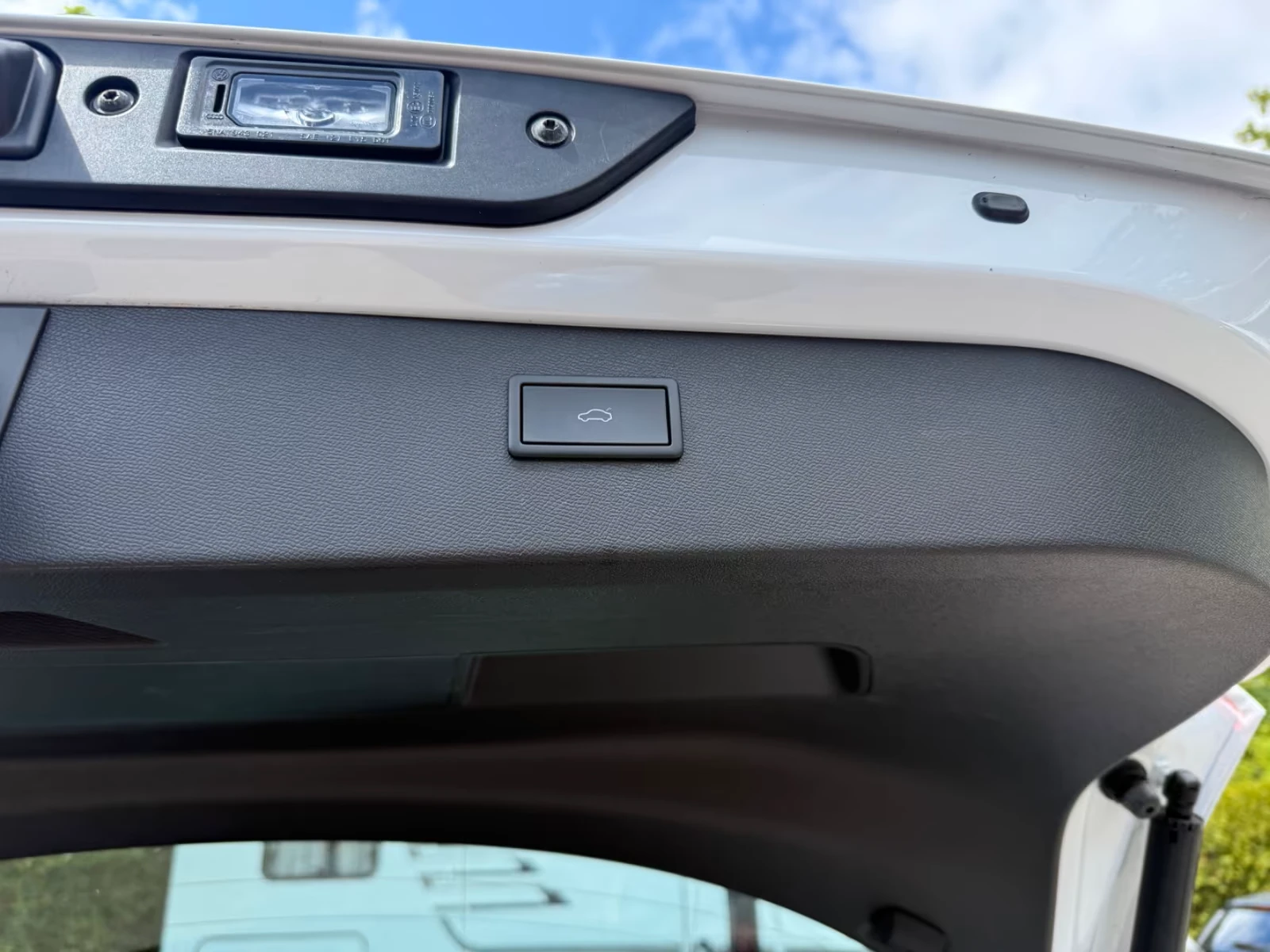 Cupra Formentor VZ* BEATS* MEMORY* DISTR* CAM* CARPLAY* , снимка 16 - Автомобили и джипове - 54548675