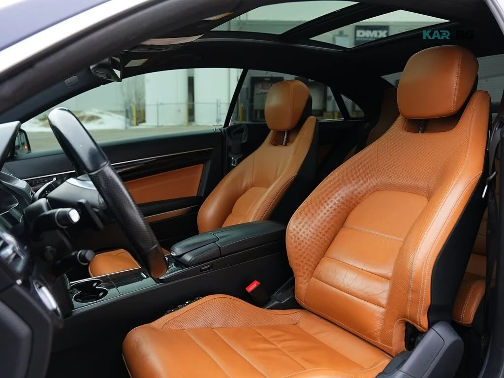 Mercedes-Benz E 400 4MATIC * AMG Sport * АвтоКредит* (ЦЕНА ДО БГ), снимка 13 - Автомобили и джипове - 54634493