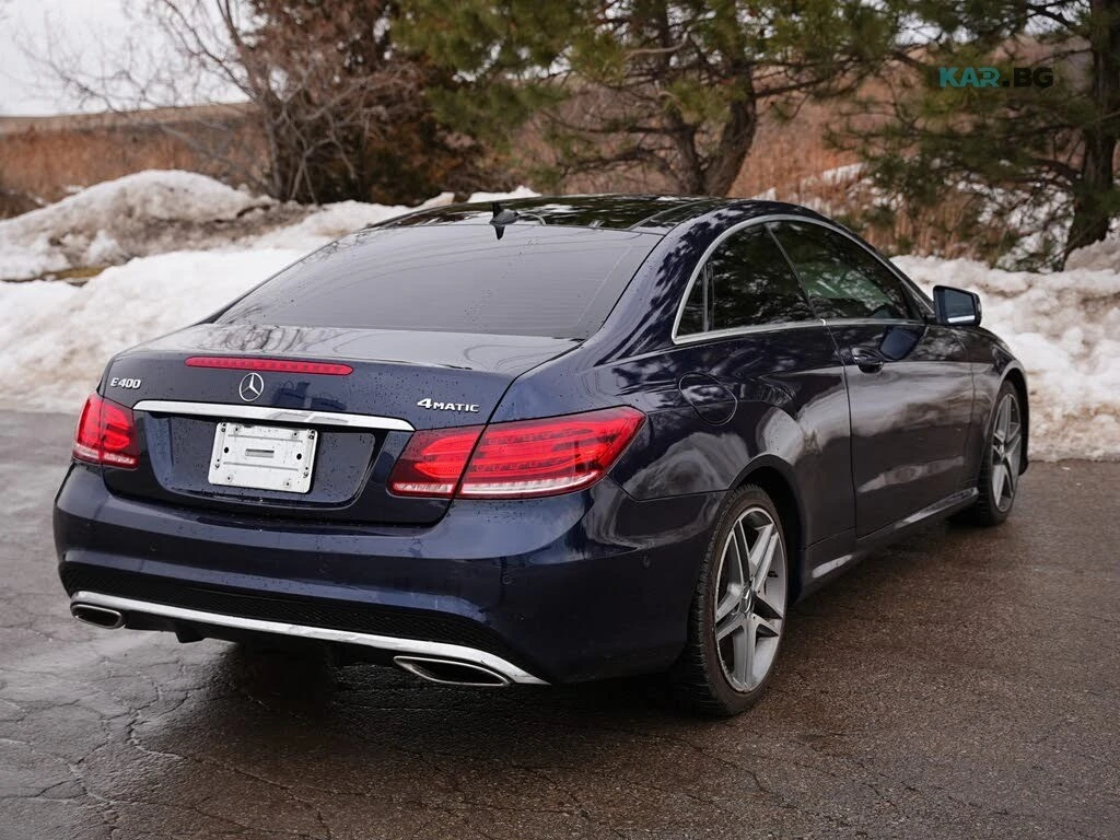Mercedes-Benz E 400 4MATIC * AMG Sport * АвтоКредит* (ЦЕНА ДО БГ), снимка 5 - Автомобили и джипове - 54634493