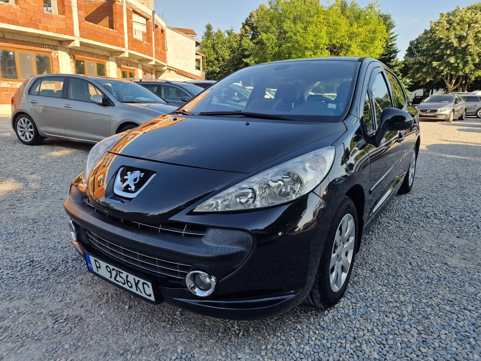 Peugeot 207 1.4i-95k.s-NAVI-KAMERA-EURO 4, снимка 3 - Автомобили и джипове - 55071701