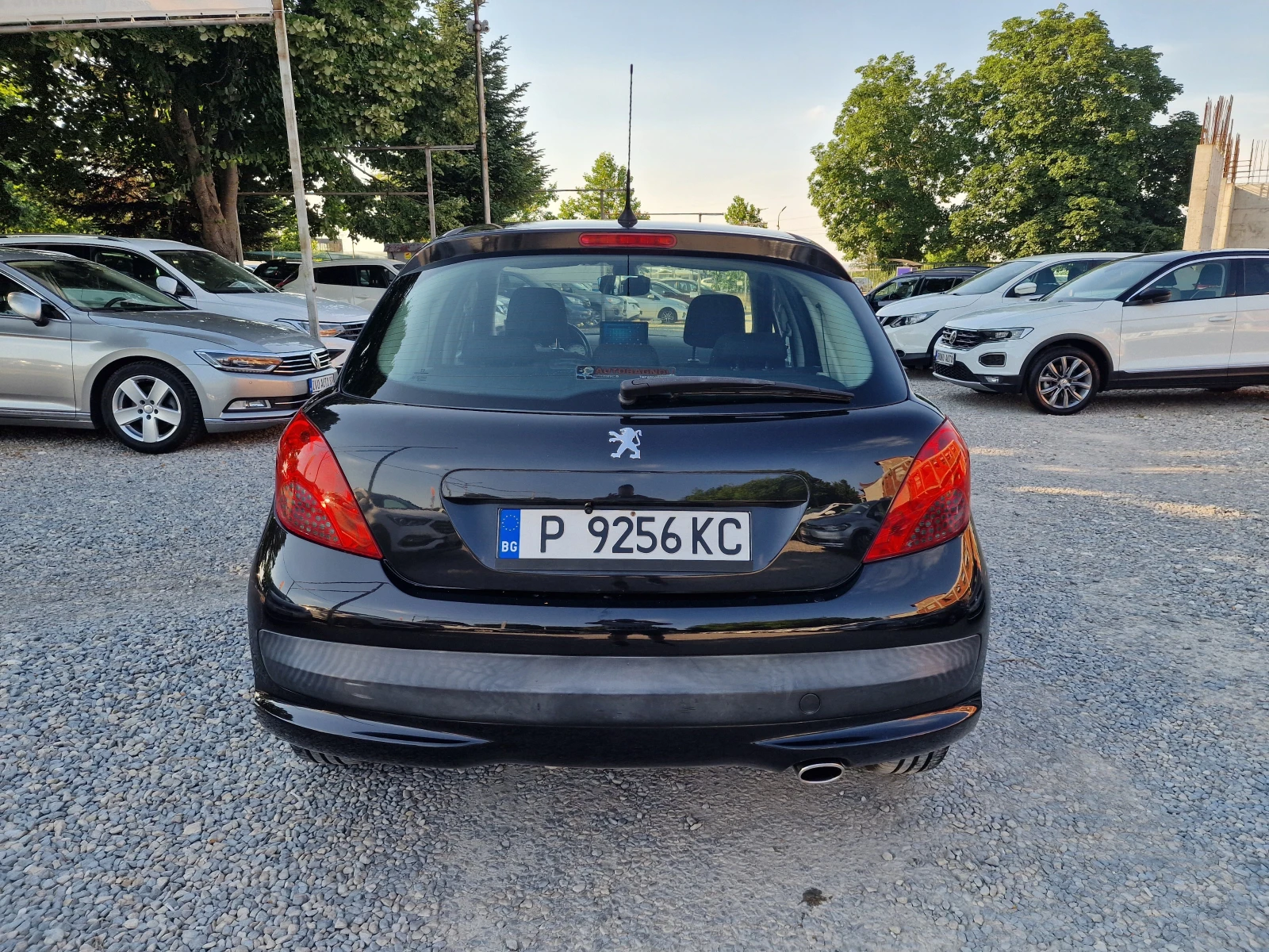 Peugeot 207 1.4i-95k.s-NAVI-KAMERA-EURO 4, снимка 5 - Автомобили и джипове - 55071701