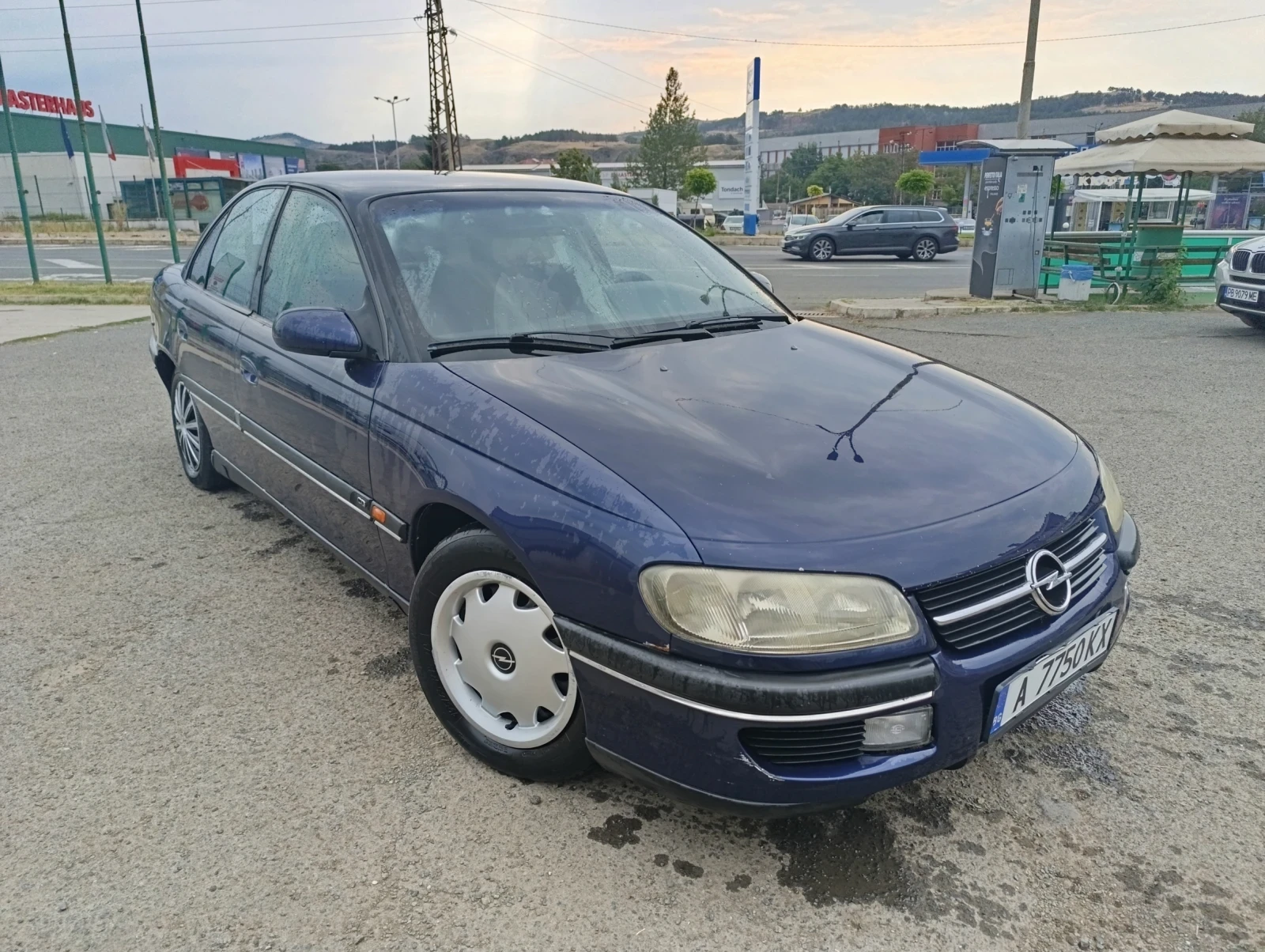 Opel Omega 2.0 -16v , снимка 3 - Автомобили и джипове - 55715053