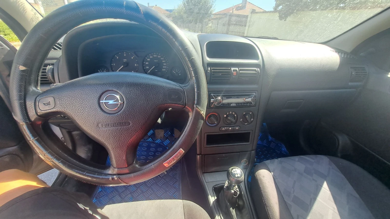 Opel Astra 1.7, снимка 2 - Автомобили и джипове - 56063960
