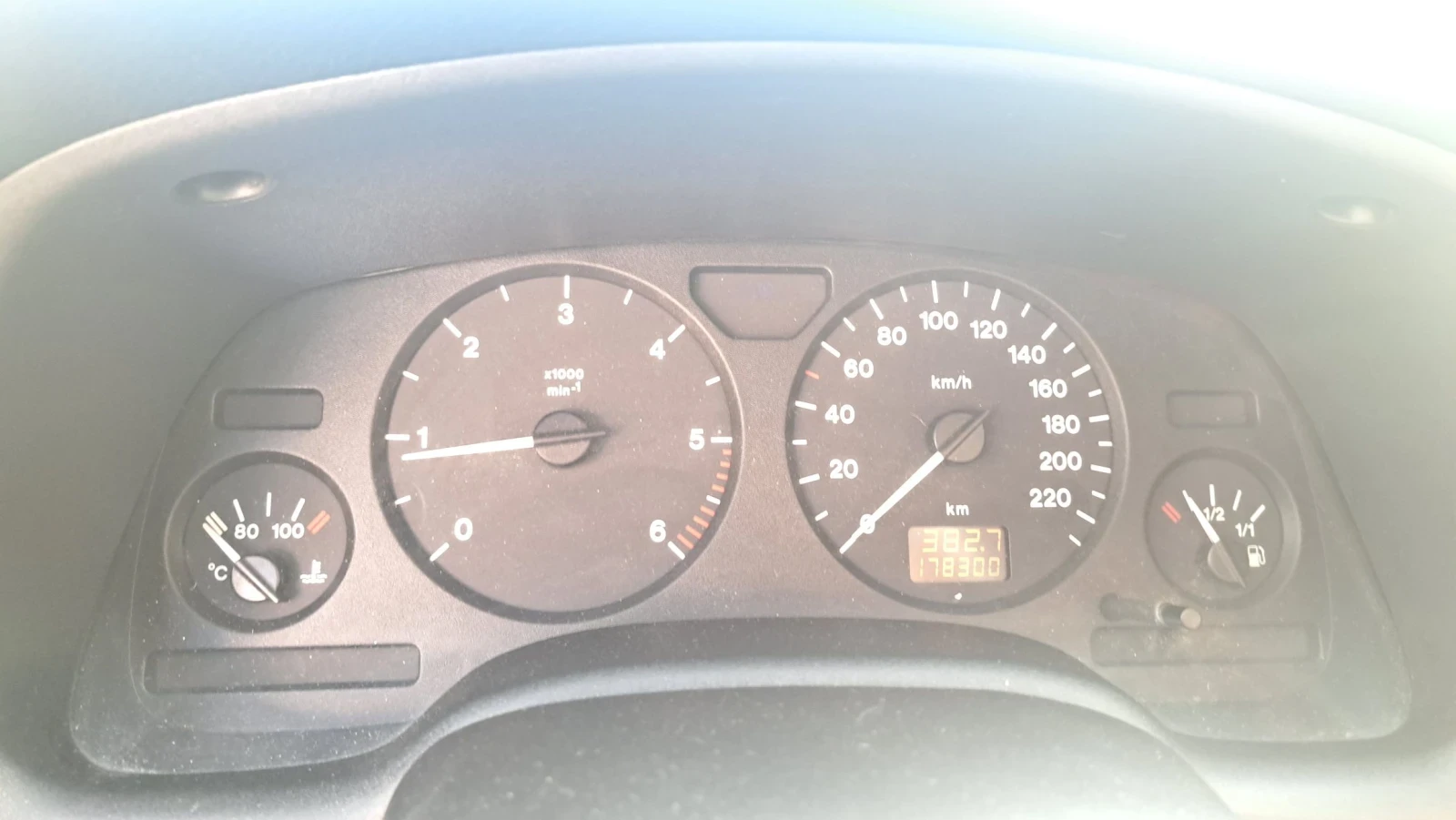 Opel Astra 1.7, снимка 3 - Автомобили и джипове - 56063960