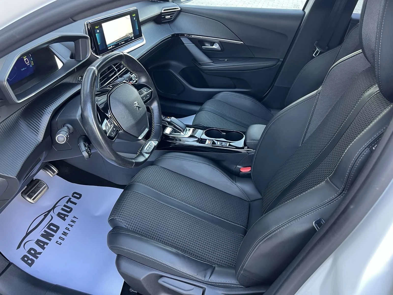 Peugeot 208 * � �������� �� PEUGEOT * 50 kWh electric drive  | Mobile.bg � ����������� 8