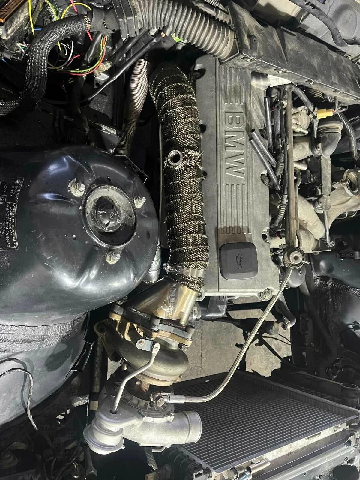 BMW 318, снимка 15 - Автомобили и джипове - 56529786