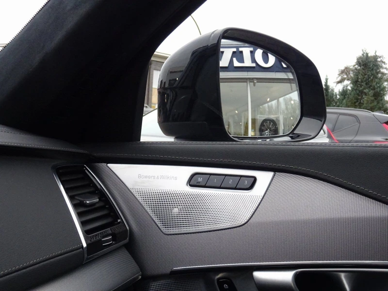 Volvo Xc90 T8* AWD* RECHARGE* ULTIMATE* PANO* B&W* 360CAM* , снимка 13 - Автомобили и джипове - 50189911