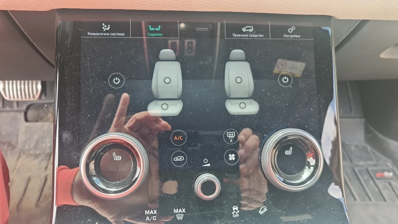 Land Rover Range Rover Velar 3.0 D, снимка 14 - Автомобили и джипове - 50681021