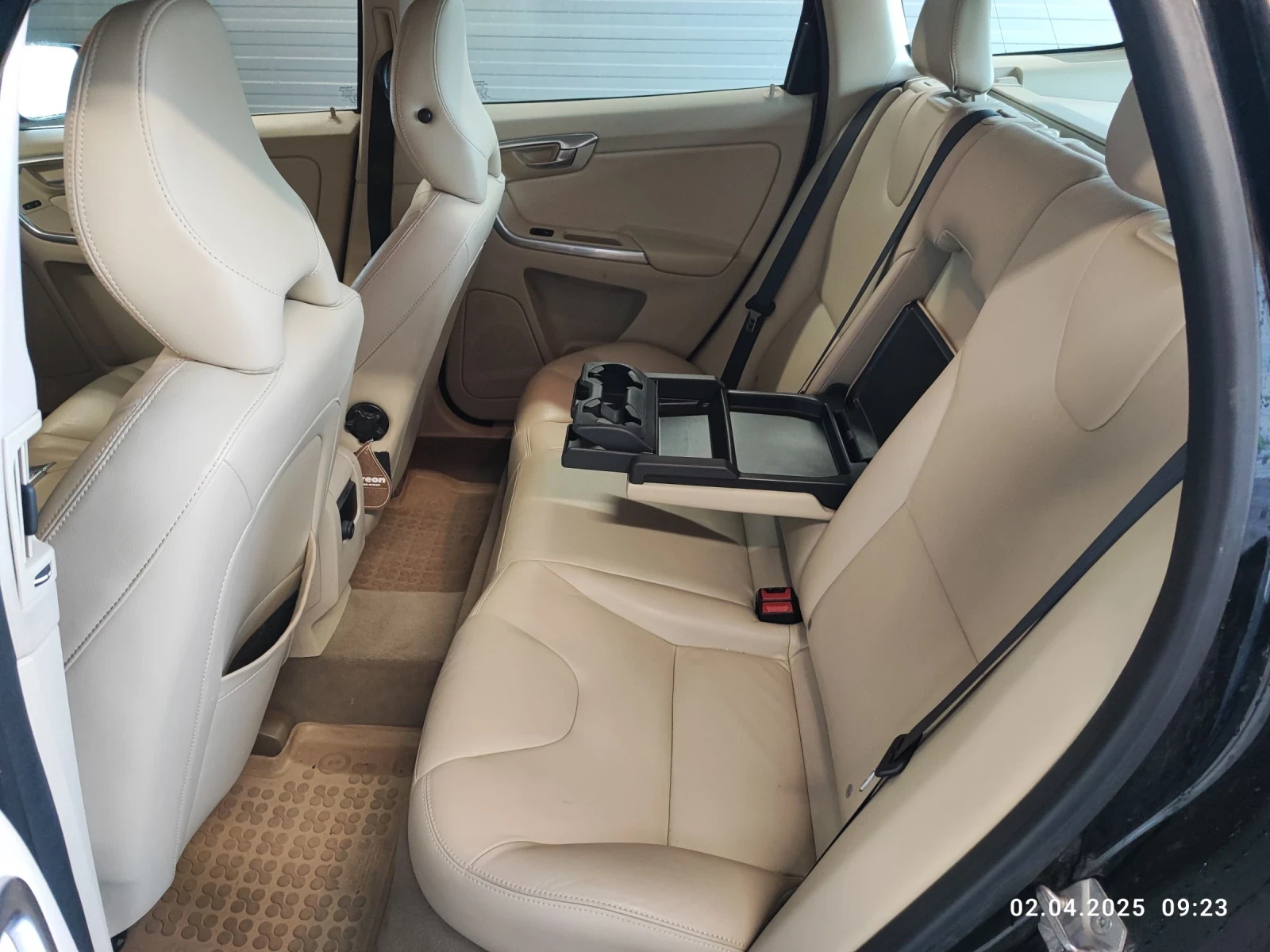 Volvo XC60 D5 AWD | Mobile.bg   12