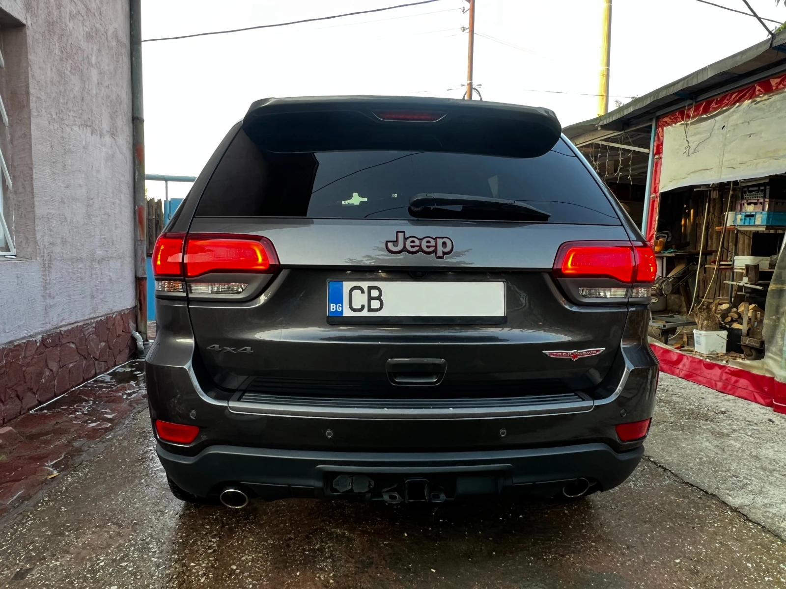 Jeep Grand cherokee Trail Hawk 5.7 - изображение 5