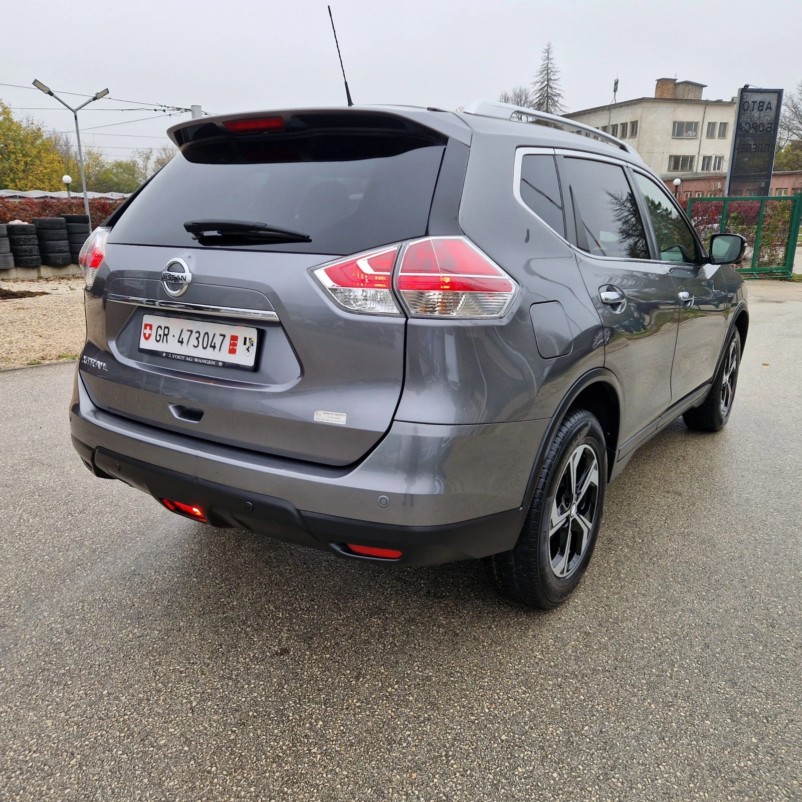 Nissan X-trail 2.0 177k.4Х4 ПАНОРАМА/КАМЕРИ360/КЕЙЛЕС/ШВЕЙЦАРИЯ - изображение 6