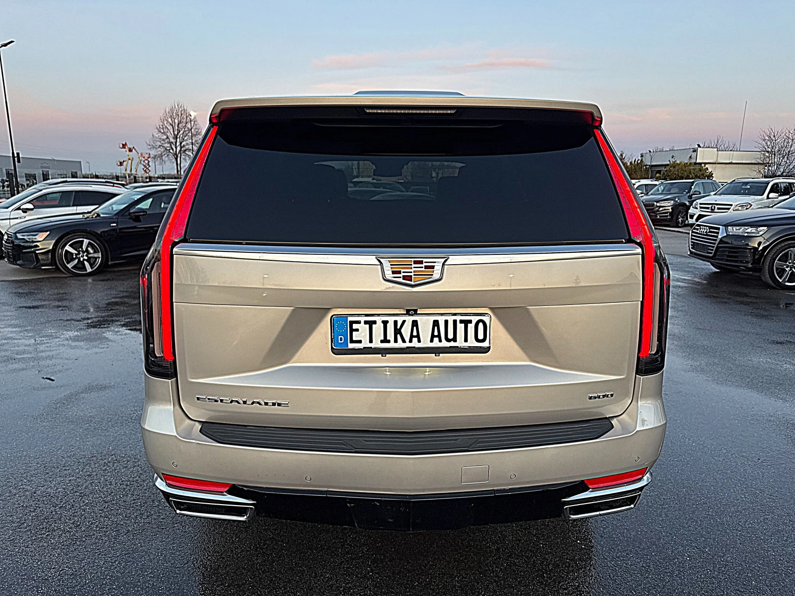 Cadillac Escalade 6.2V8 SPORT-3D-HEAD UP-7Mesta-LED-BIXENON-FULL !, снимка 6 - Автомобили и джипове - 53809437