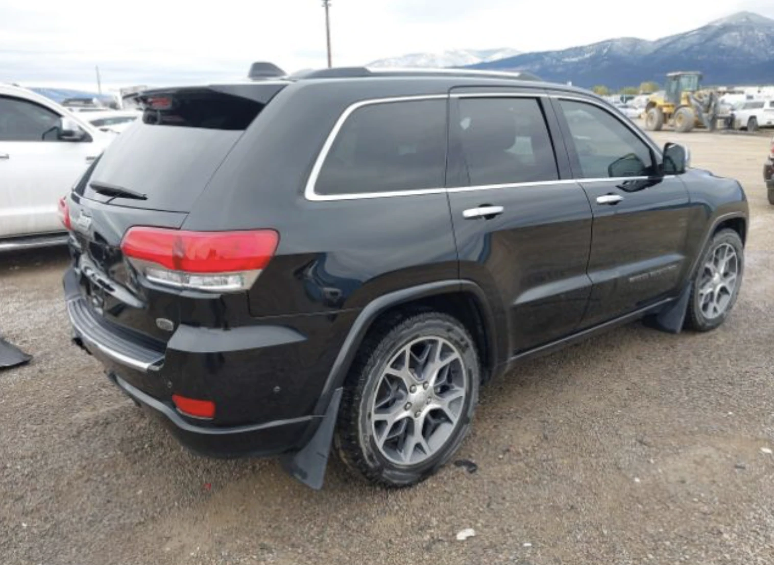 Jeep Grand cherokee OVERLAND* 5.7 HEMI* 4x4, снимка 4 - Автомобили и джипове - 54039656