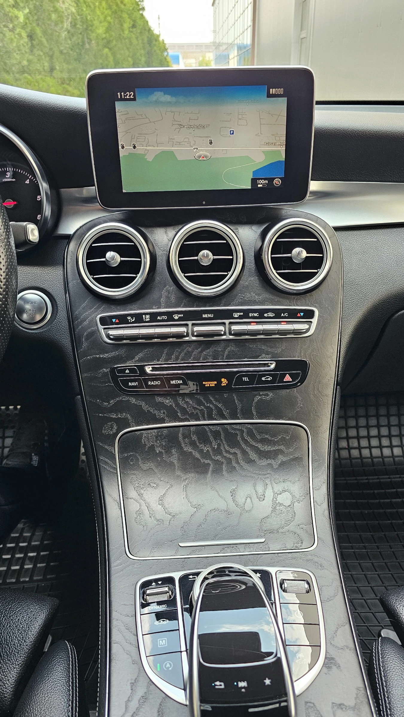 Mercedes-Benz GLC 350 AMG-LINE, снимка 17 - Автомобили и джипове - 54234722