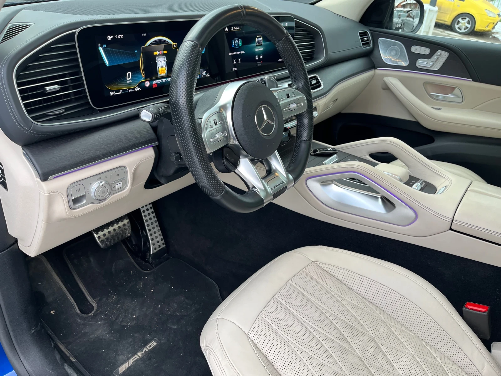 Mercedes-Benz GLE 63 S AMG 4Matic/Panorama/Head Up/Готов Лизинг!!!, снимка 10 - Автомобили и джипове - 54637168