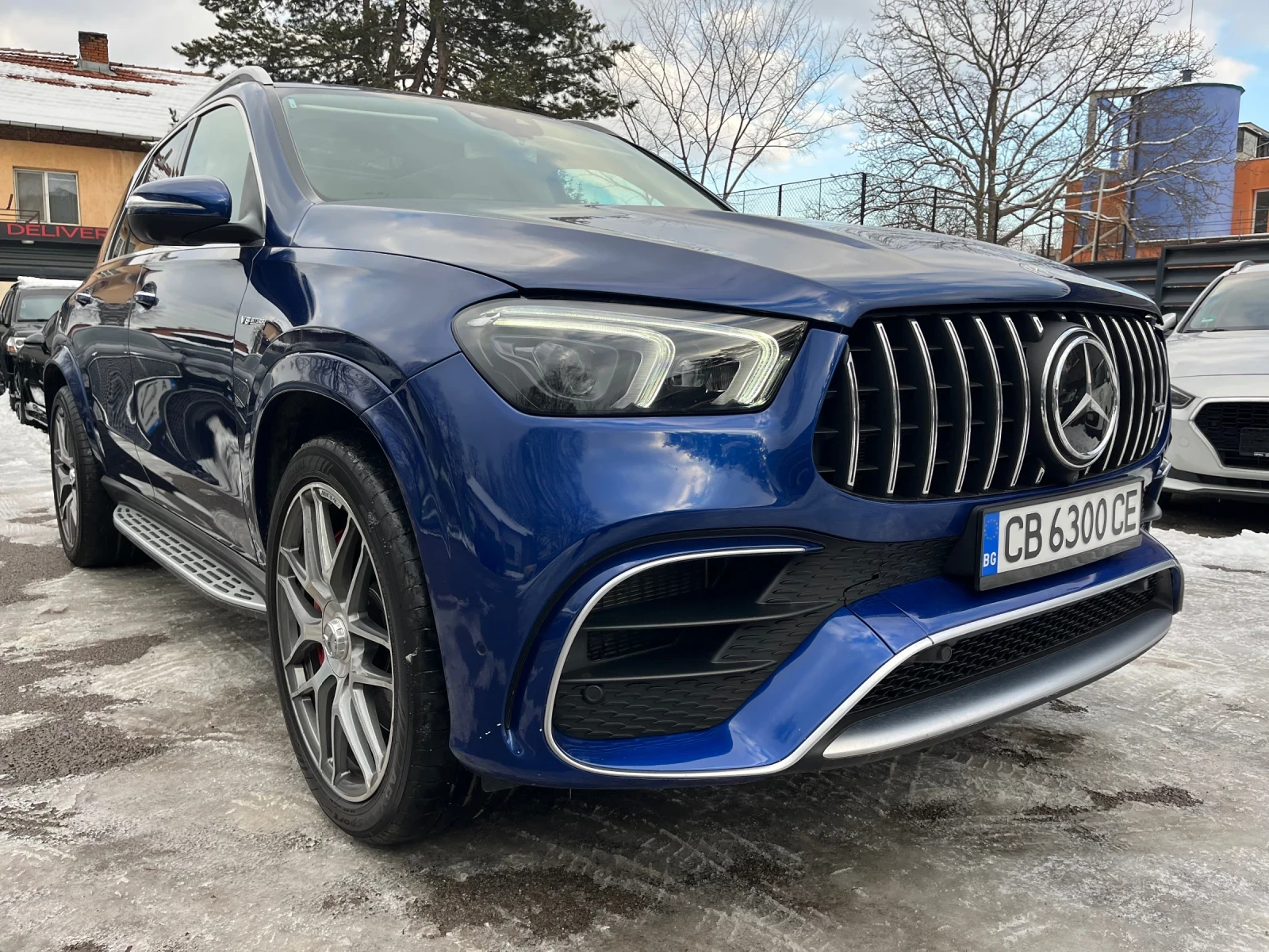 Mercedes-Benz GLE 63 S AMG 4Matic/Panorama/Head Up/Готов Лизинг!!!, снимка 3 - Автомобили и джипове - 54637168
