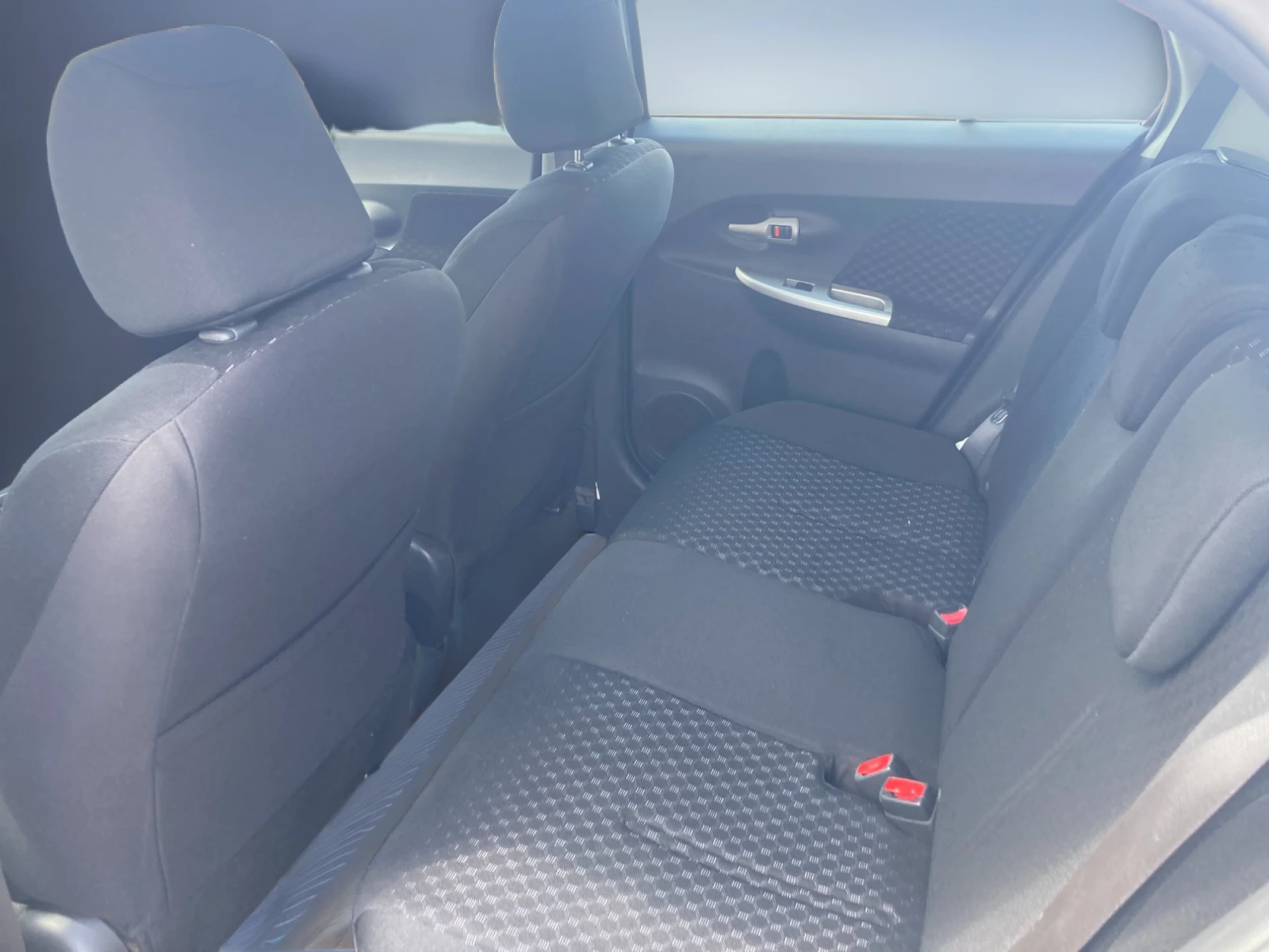 Toyota Urban Cruiser 1.4 D-4D, снимка 7 - Автомобили и джипове - 54726612