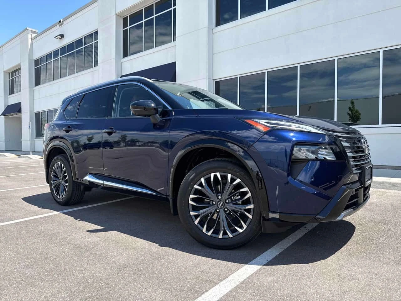 Nissan Rogue * Platinum * АВТОКРЕДИТ БЕЗ ПЪРВОНАЧАЛНА ВНОСКА* , снимка 10 - Автомобили и джипове - 54907551