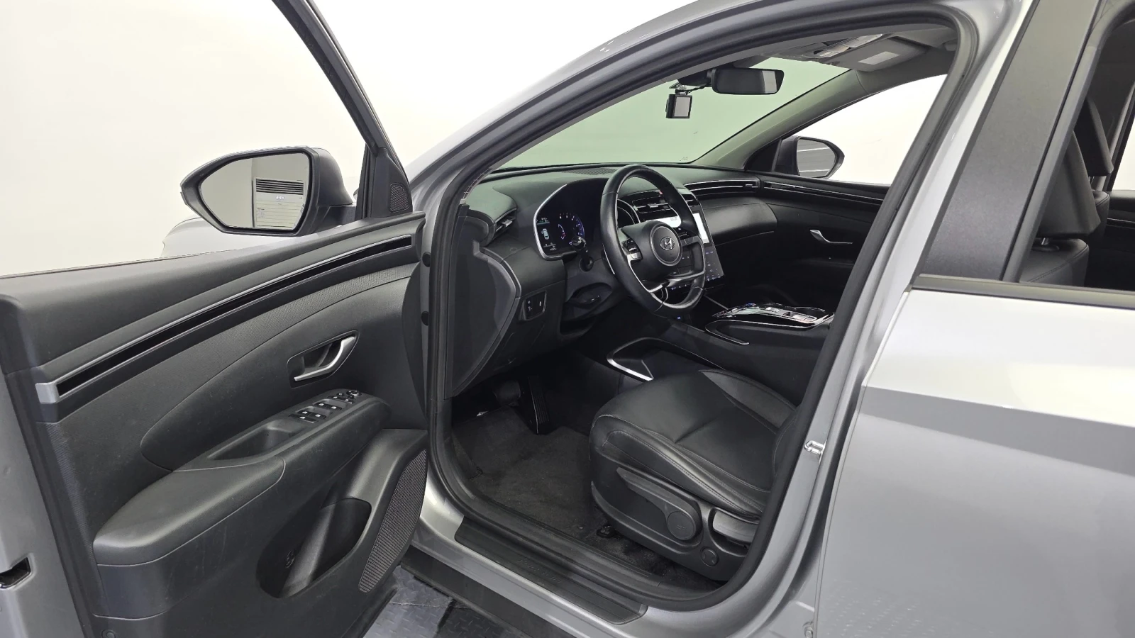 Hyundai Tucson * 2.0L* 2023* , снимка 9 - Автомобили и джипове - 54962938