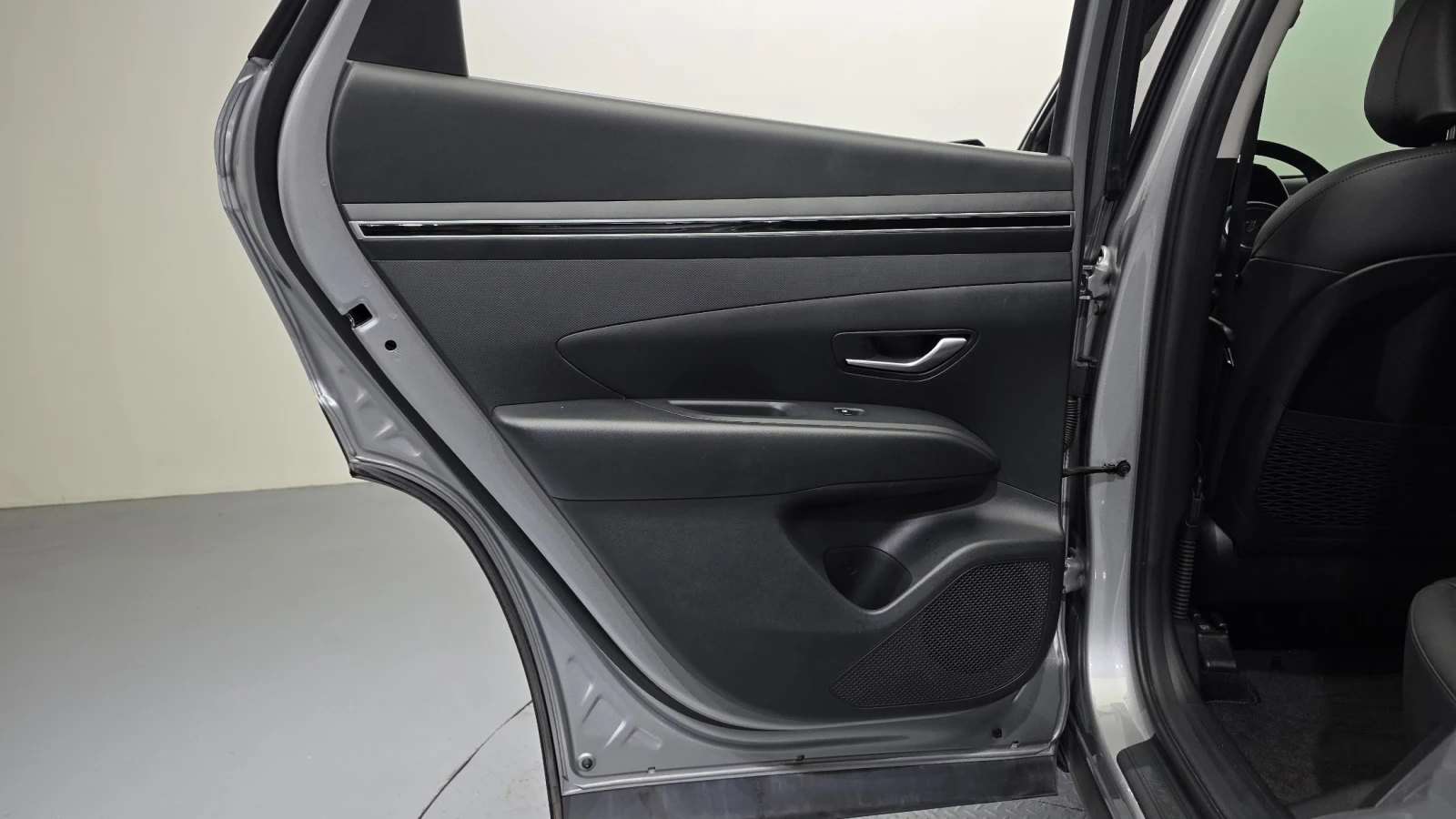 Hyundai Tucson * 2.0L* 2023* , снимка 8 - Автомобили и джипове - 54962938