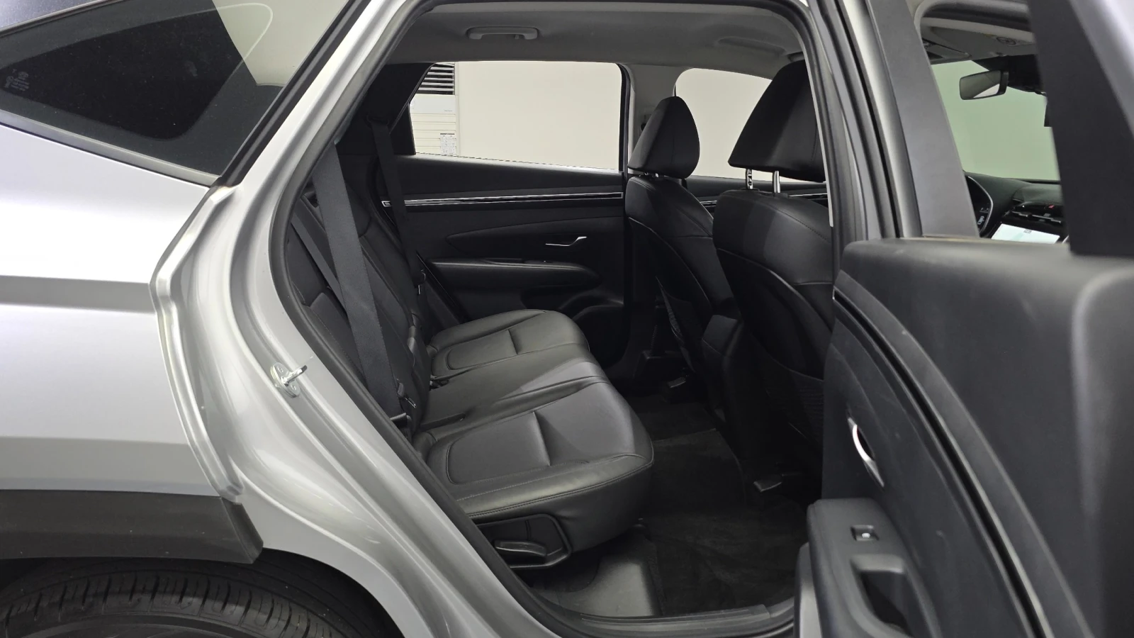 Hyundai Tucson * 2.0L* 2023* , снимка 11 - Автомобили и джипове - 54962938