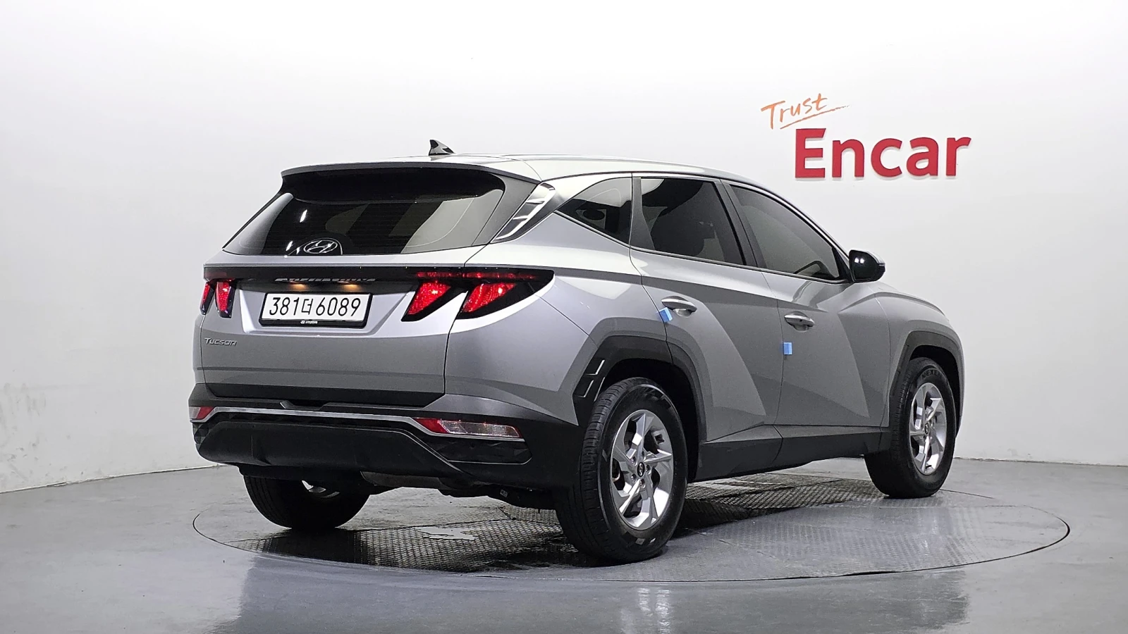Hyundai Tucson * 2.0L* 2023* , снимка 2 - Автомобили и джипове - 54962938
