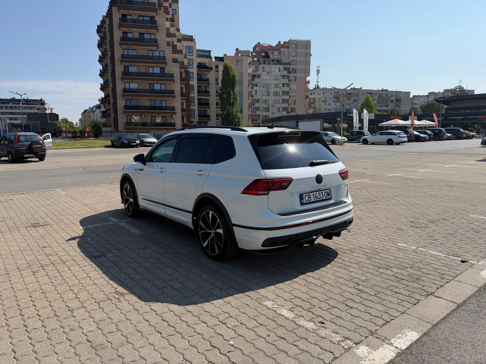 VW Tiguan 2.0 TSI R/Highline 4 motion Full max, снимка 3 - Автомобили и джипове - 55345687