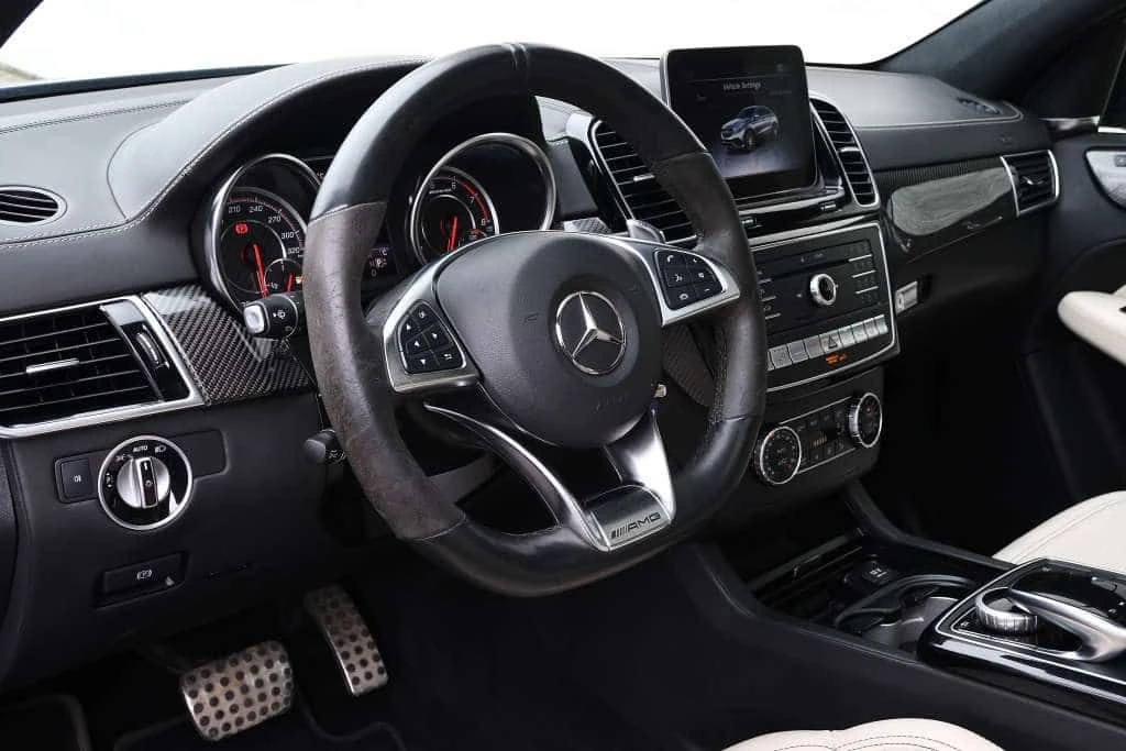 Mercedes-Benz GLE * AMG 63 S 4MATIC Coupe * CARFAX * ЦЕНА ДО БГ, снимка 11 - Автомобили и джипове - 55386717