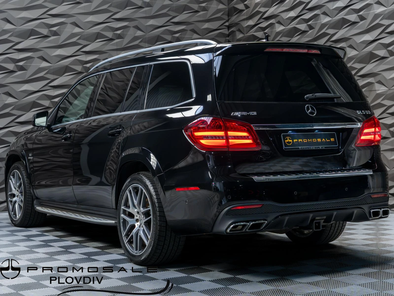 Mercedes-Benz GLS 63 AMG 4MATIC* PANO* 360CAM* HUD* AIRMATIC* ОБДУХВ* , снимка 3 - Автомобили и джипове - 55734870