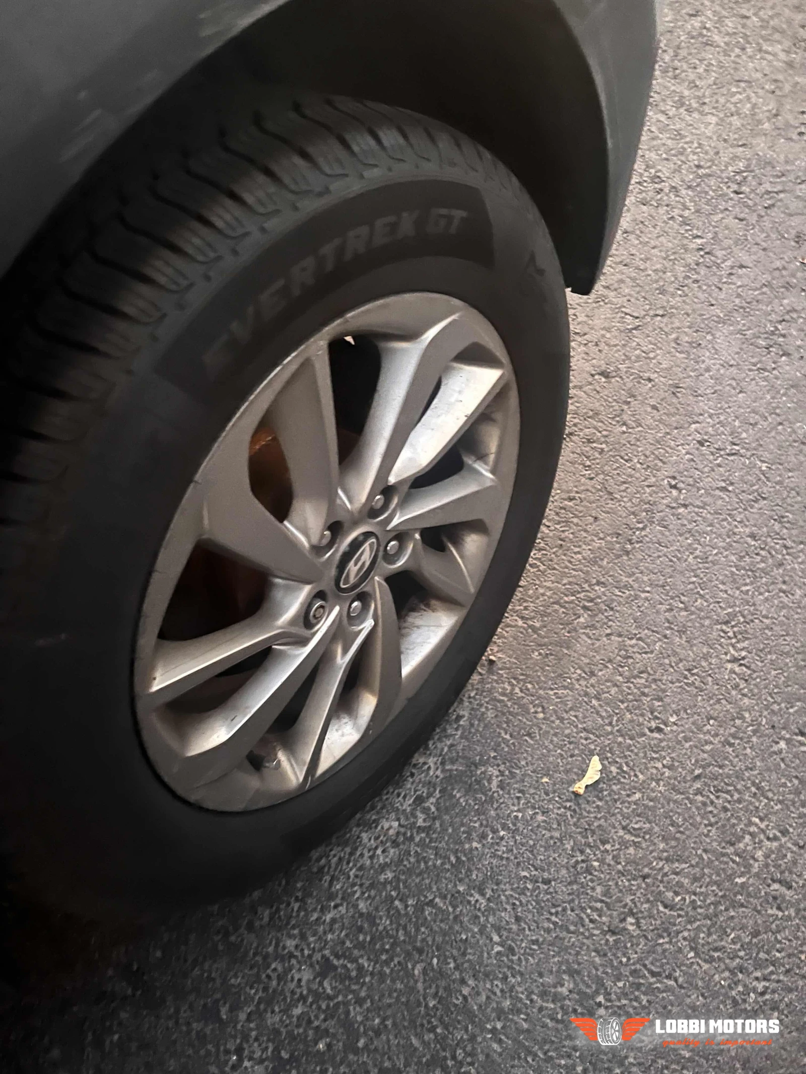 Hyundai Tucson, снимка 6 - Автомобили и джипове - 56296961