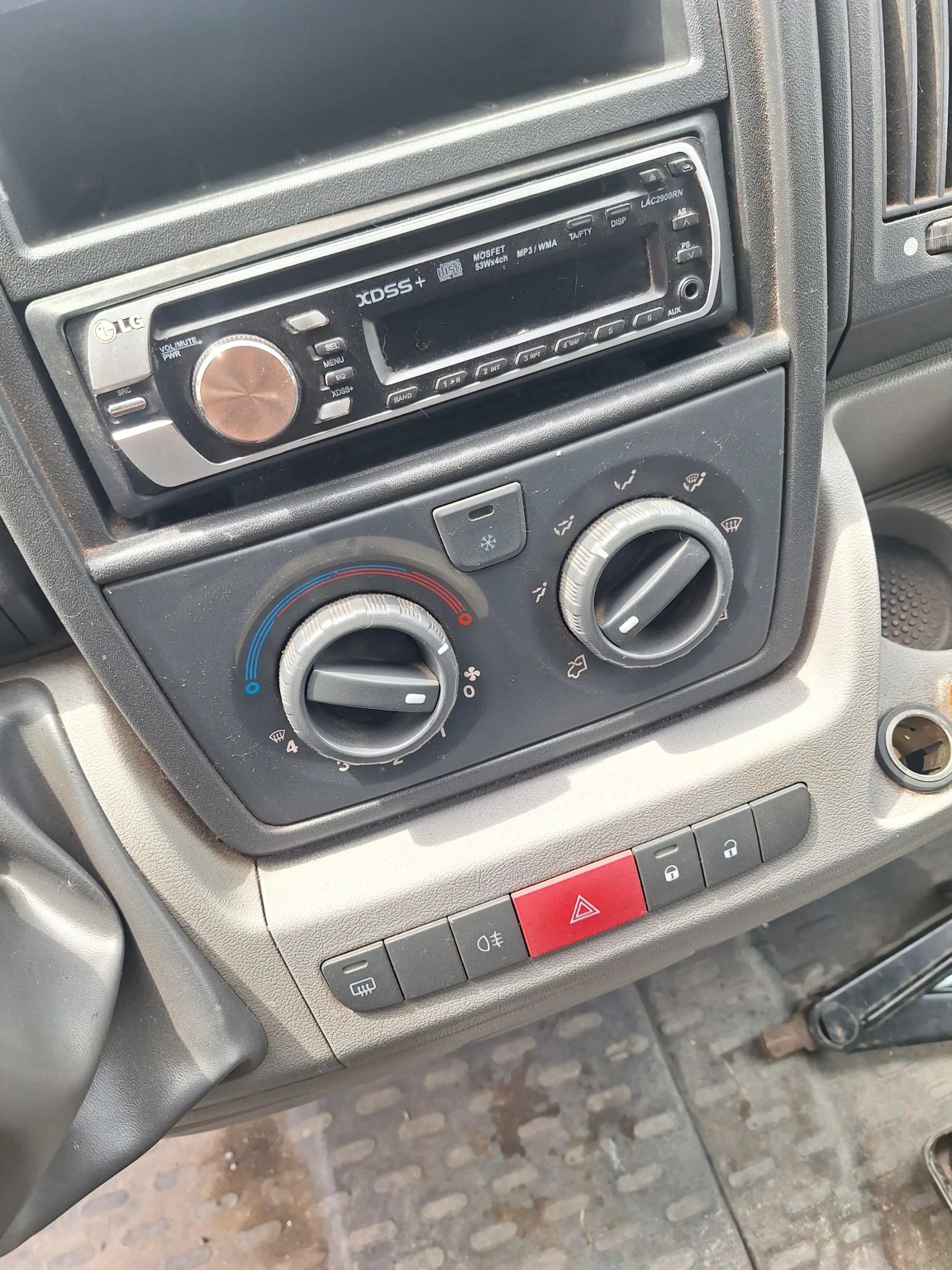 Citroen Jumper 2.2 клима, снимка 5 - Бусове и автобуси - 54413278
