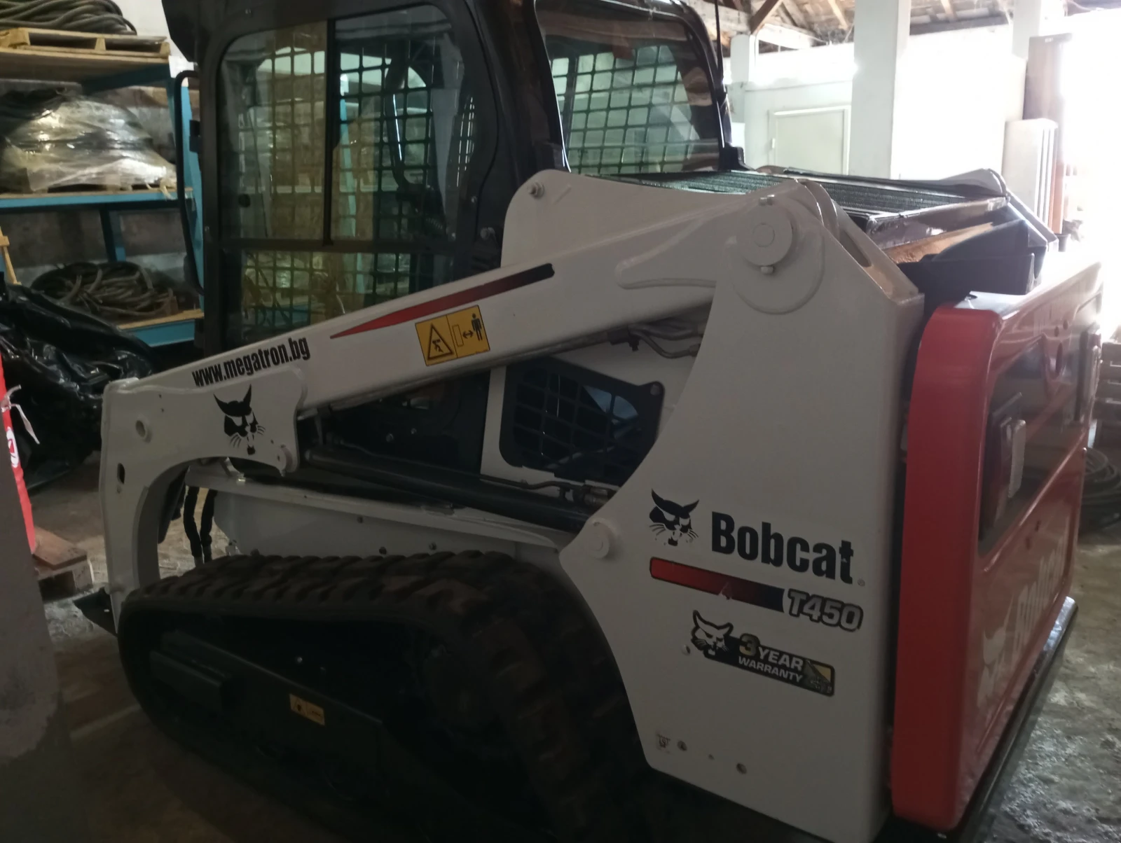 Мини челни товарачи Bobcat T450 - изображение 3