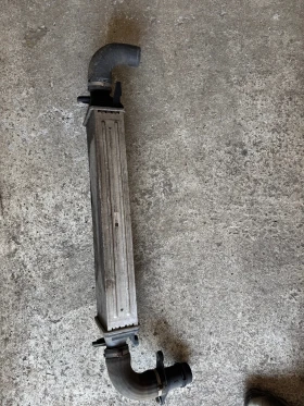 Chevrolet Captiva 2008г радиатор интеркулер, снимка 2