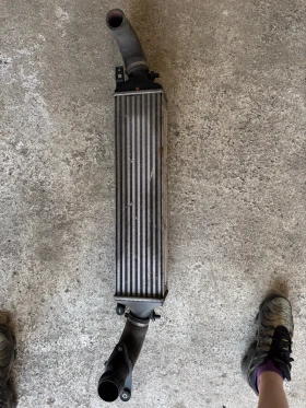 Chevrolet Captiva 2008г радиатор интеркулер, снимка 1