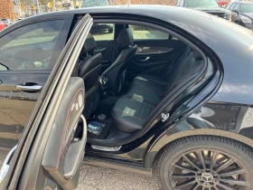 Mercedes-Benz E 53 AMG CARFAX/360/PANO/ОБДУХВАНЕ/BURMESTER, снимка 12