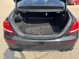 Mercedes-Benz E 53 AMG CARFAX/360/PANO/ОБДУХВАНЕ/BURMESTER, снимка 16