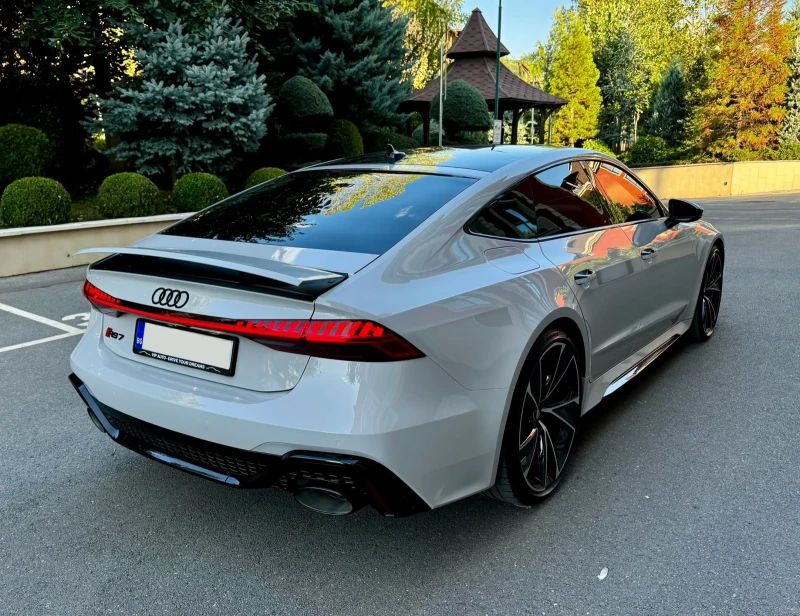 Audi Rs7 LASER* CERAMIC* B&O* ЛИЗИНГ , снимка 6 - Автомобили и джипове - 47221914